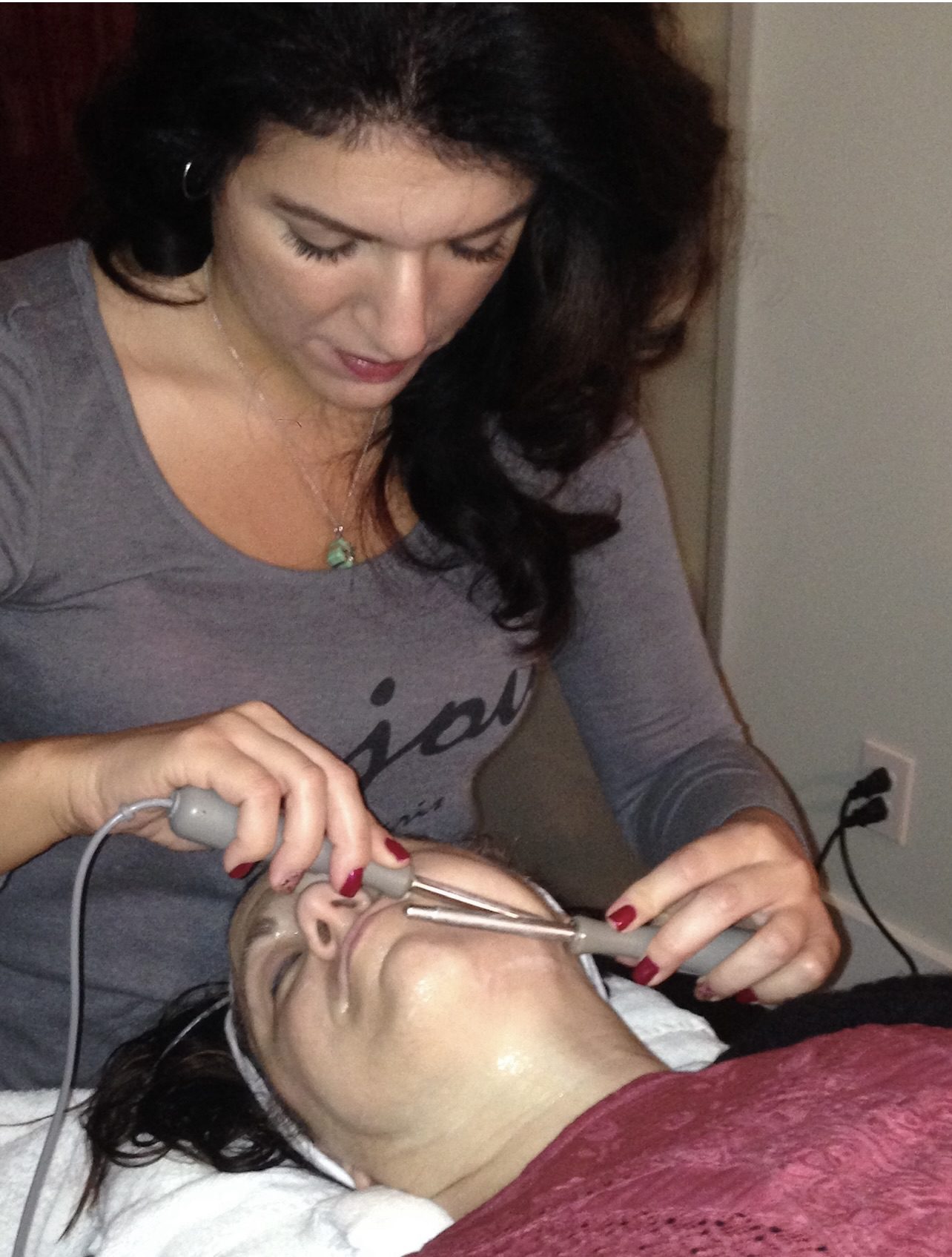 Rivé Nail + Skin Care Spa