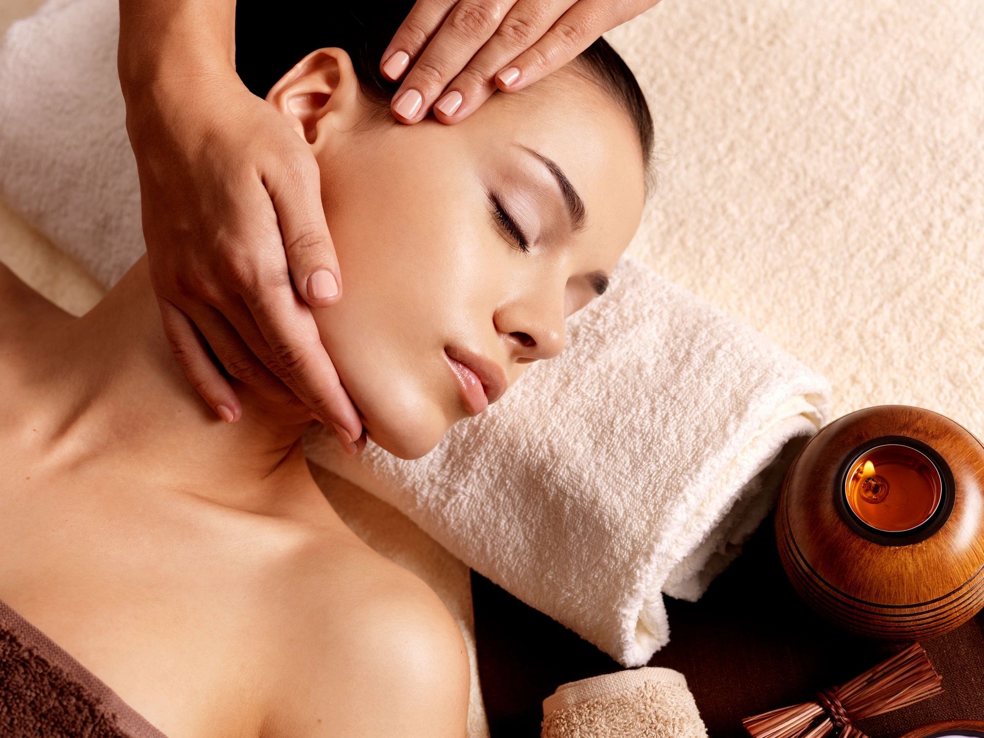 Rivé Nail + Skin Care Spa Rivé Nail + Skin Care Spa